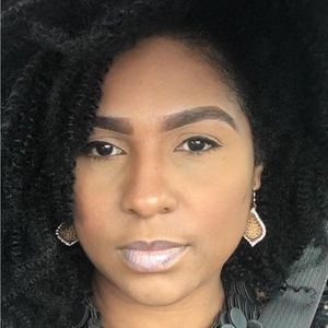 Meet your Posher, Ashanti